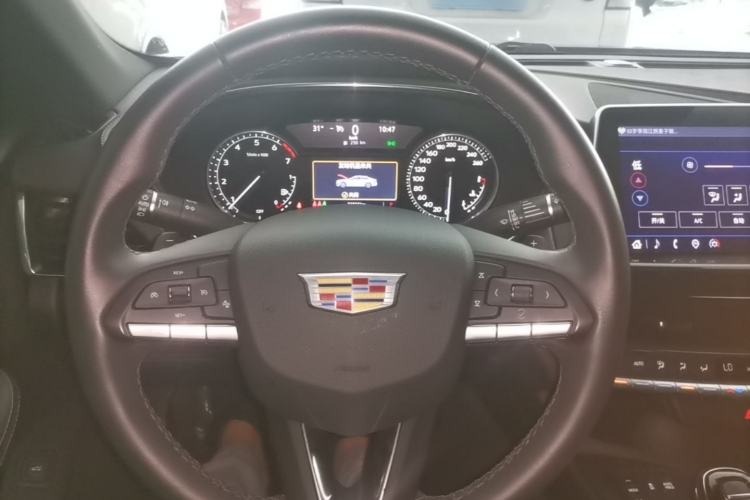 Used Cadillac CT5 2022 28T Fashion Edition Steering Wheel