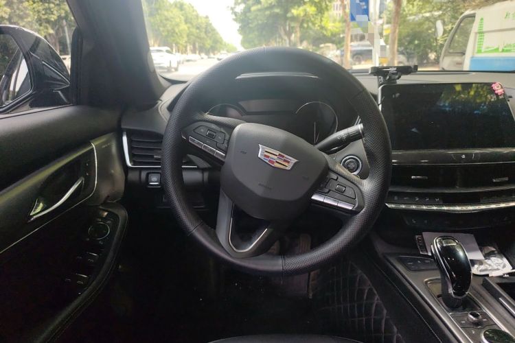 Used Cadillac CT5 2022 28T Luxury Version (Standard Edition) Steering Wheel