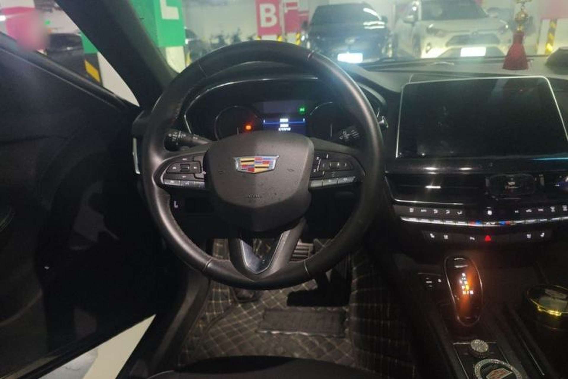 Used Cadillac CT5 2022 28T Luxury Version (Standard Edition) Steering Wheel