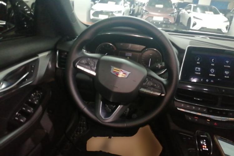 Used Cadillac CT5 2022 28T Luxury Version (Standard Edition) Steering Wheel