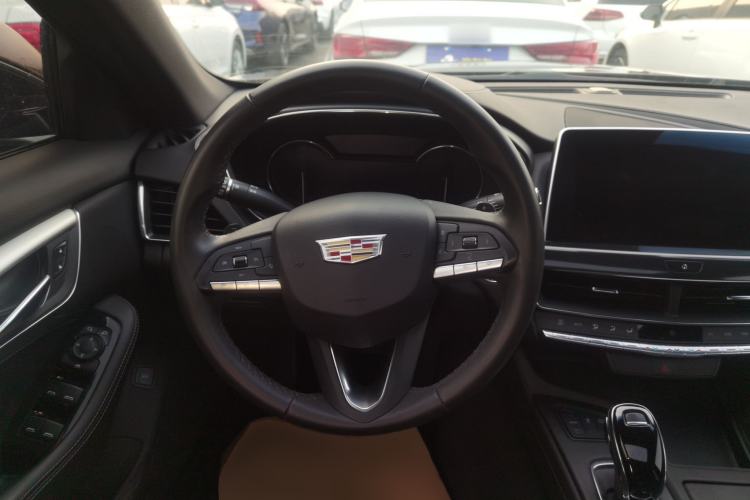 Used Cadillac CT5 2022 28T Fashion Edition Steering Wheel