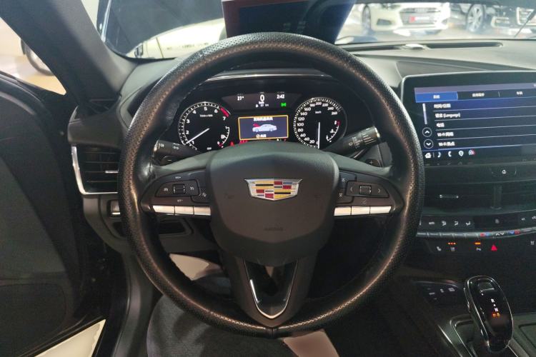 Used Cadillac CT5 2022 28T Luxury Version (Standard Edition) Steering Wheel