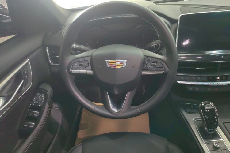 Used Cadillac CT5 2022 28T Luxury Version (Standard Edition) Steering Wheel