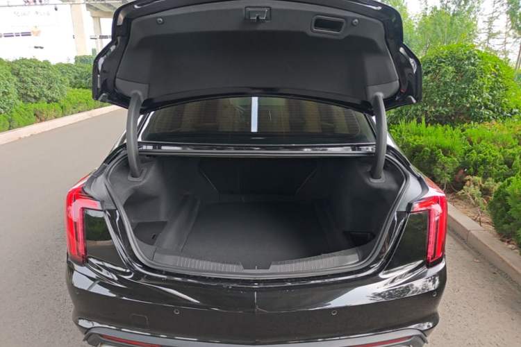 Used Cadillac CT5 2022 28T Luxury Version (Standard Edition) Trunk