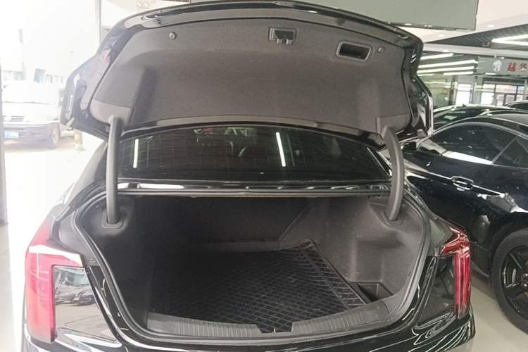 Used Cadillac CT5 2022 28T Prestige Edition Trunk