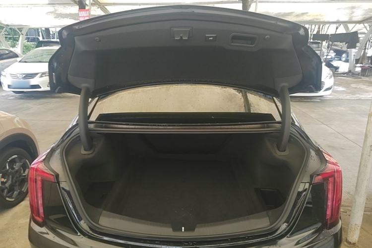 Used Cadillac CT5 2022 28T Luxury Edition Trunk