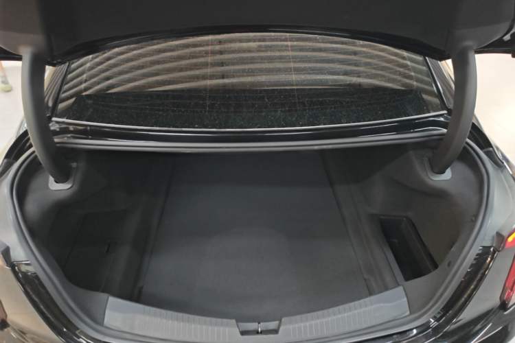 Used Cadillac CT5 2022 28T Platinum Edition Trunk