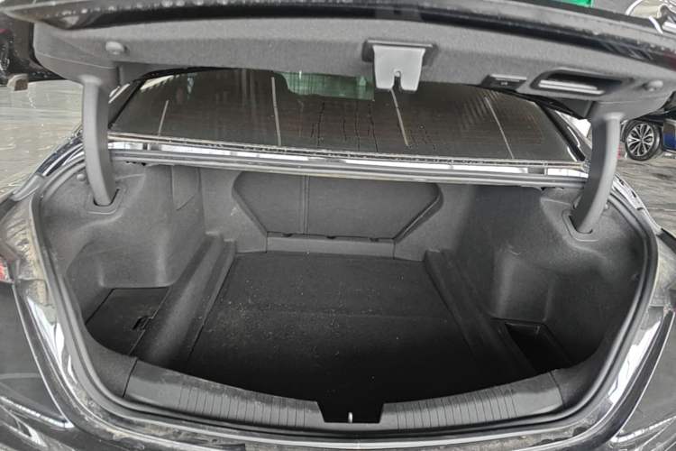 Used Cadillac CT5 2022 28T Luxury Version (Standard Edition) Trunk