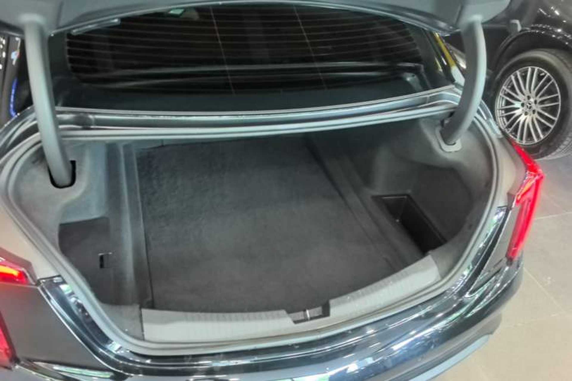 Used Cadillac CT5 2022 28T Luxury Edition Trunk