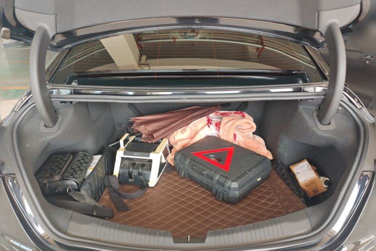 Used Cadillac CT5 2022 28T Prestige Edition Trunk