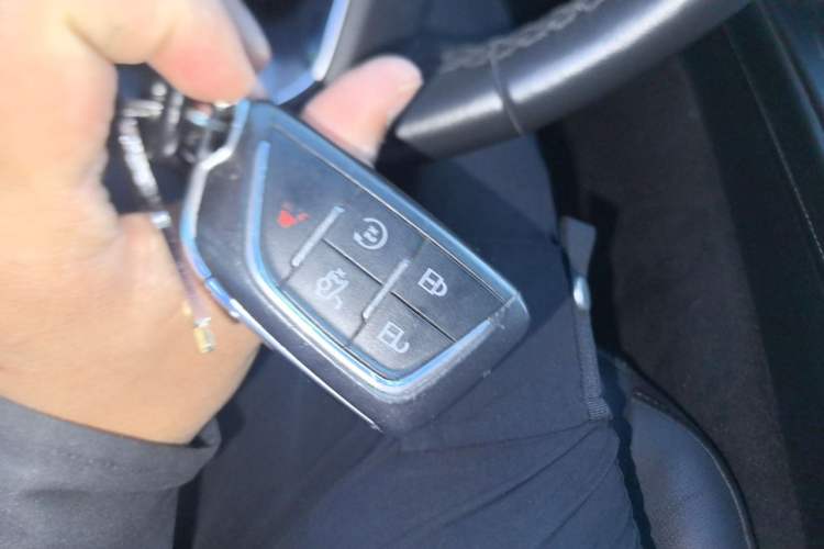 Used Cadillac CT5 2022 28T Luxury Edition Vehicle Key