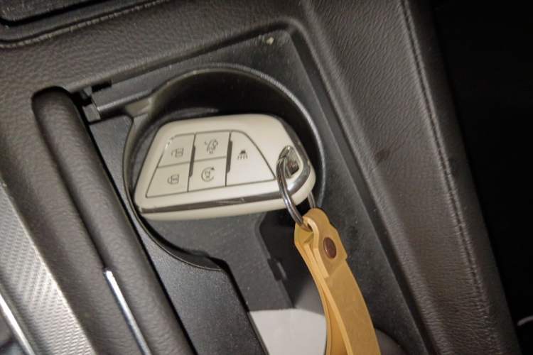 Used Cadillac CT5 2022 28T Prestige Edition Vehicle Key