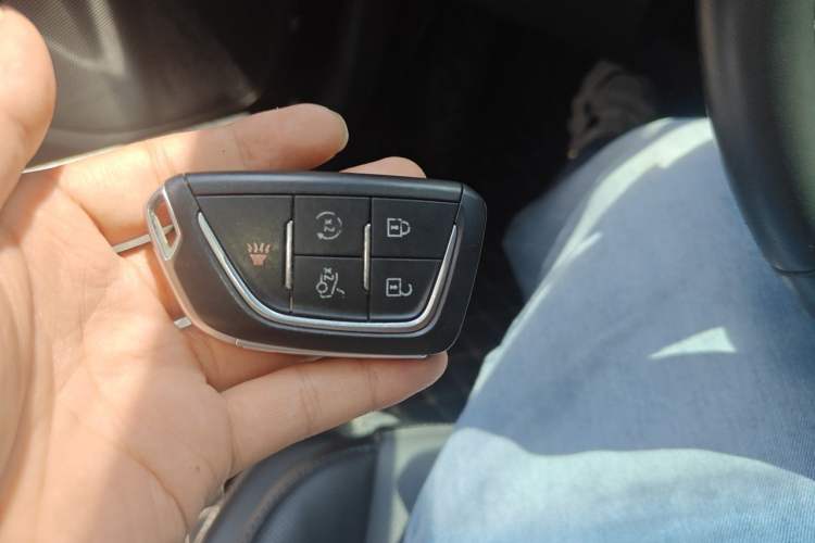 Used Cadillac CT5 2022 28T Luxury Edition Vehicle Key