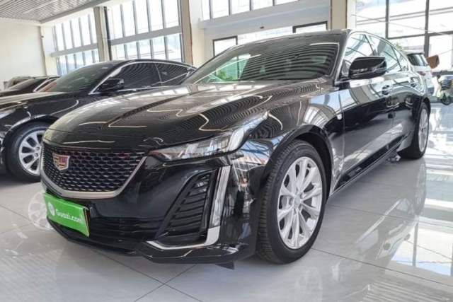 Cadillac CT5 2022 28T Luxury Version (Standard Edition) مستعملة