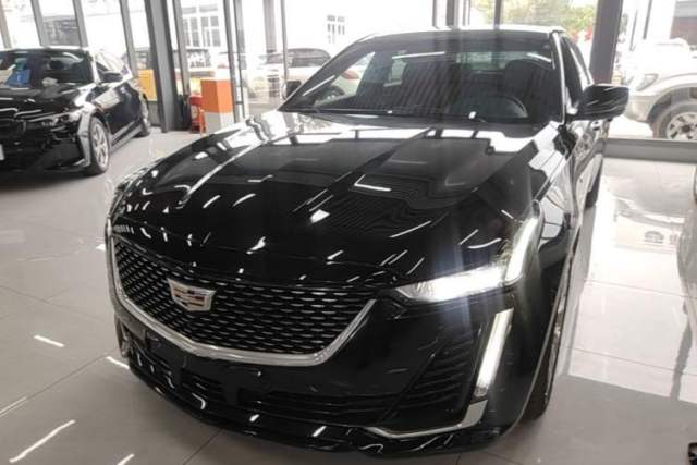 Cadillac CT5 2022 28T Luxury Version (Standard Edition) d’occasion