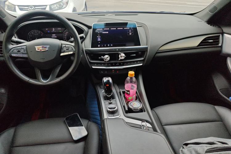 Used Cadillac CT5 2022 28T Luxury Edition Center Console