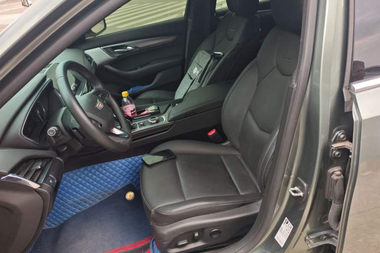 Used Cadillac CT5 2022 28T Luxury Edition Driver Seat
