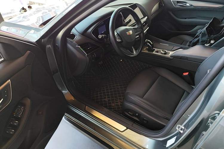 Used Cadillac CT5 2022 28T Luxury Version (Standard Edition) Driver Seat