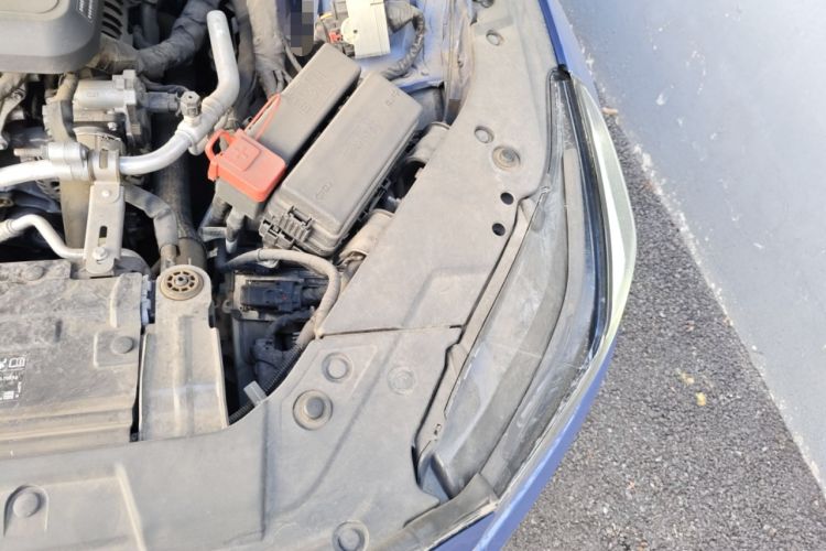 Used Cadillac CT5 2022 28T Luxury Version (Standard Edition) Engine Bay Left