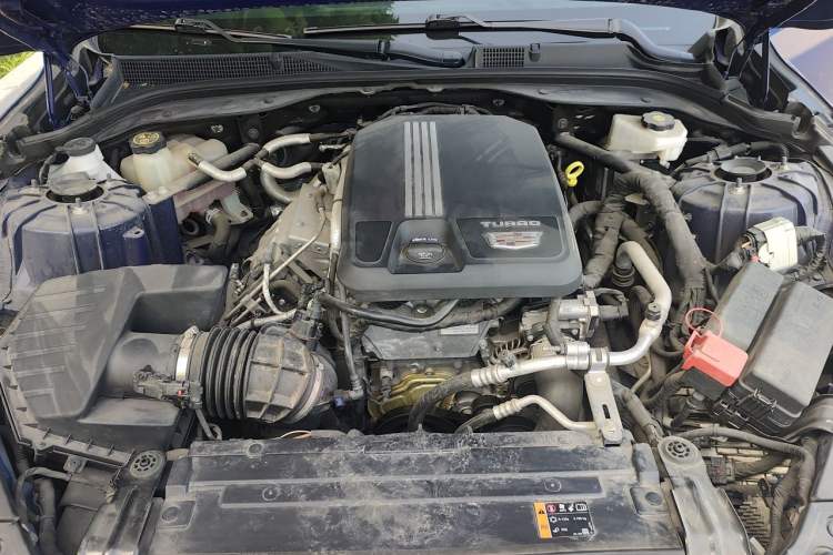 Used Cadillac CT5 2022 28T Luxury Edition Engine Bay