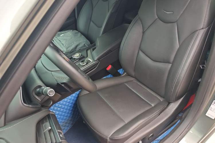 Used Cadillac CT5 2022 28T Luxury Edition Left Front Seat
