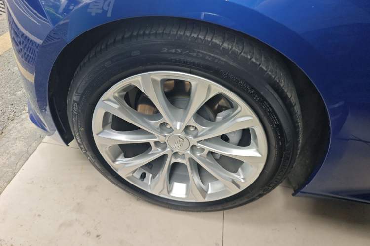 Used Cadillac CT5 2022 28T Luxury Version (Standard Edition) Left Front Wheel Hub