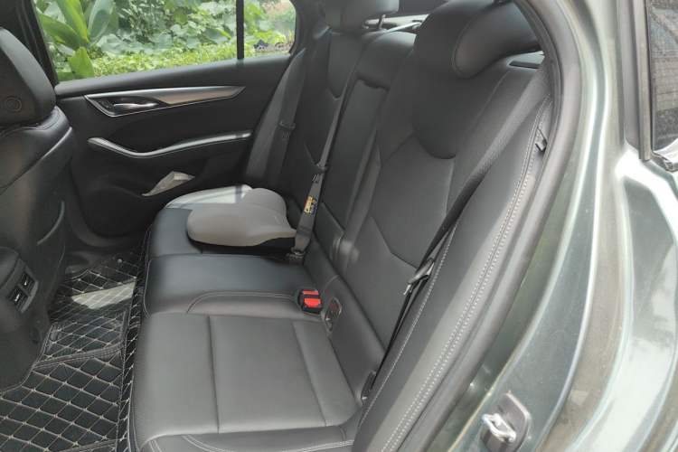 Used Cadillac CT5 2022 28T Luxury Version (Standard Edition) Left Rear Seat