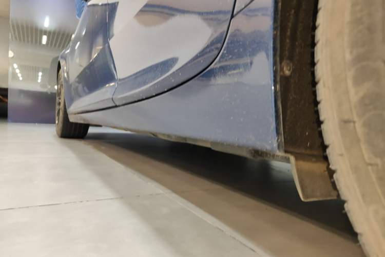 Used Cadillac CT5 2022 28T Luxury Version (Standard Edition) Left Side Sill