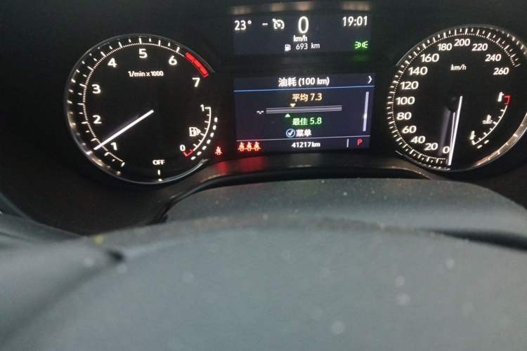 Used Cadillac CT5 2022 28T Luxury Version (Standard Edition) Odometer Close Up