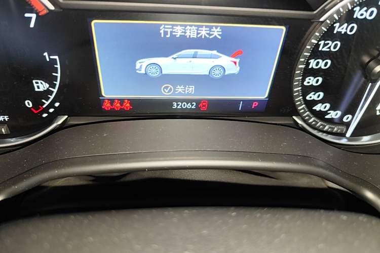 Used Cadillac CT5 2022 28T Luxury Version (Standard Edition) Odometer Close Up