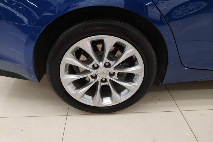 Used Cadillac CT5 2022 28T Luxury Version (Standard Edition) Right Rear Wheel Hub