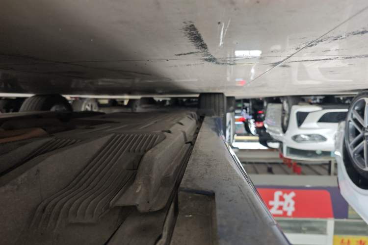 Used Cadillac CT5 2022 28T Luxury Version (Standard Edition) Right Side Sill