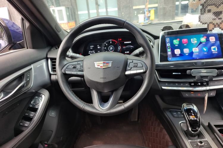 Used Cadillac CT5 2022 28T Prestige Edition Steering Wheel