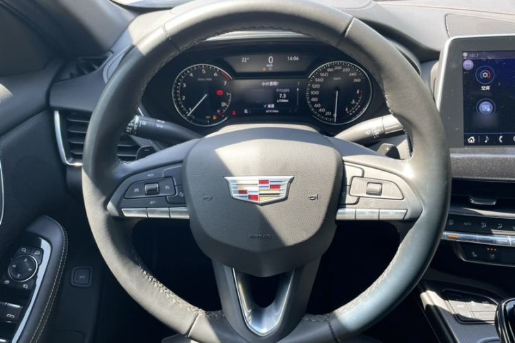 Used Cadillac CT5 2022 28T Luxury Version (Standard Edition) Steering Wheel