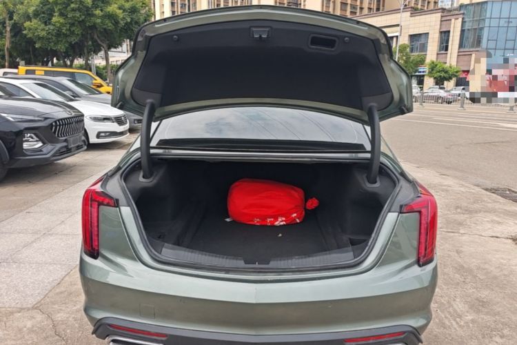 Used Cadillac CT5 2022 28T Luxury Edition Trunk