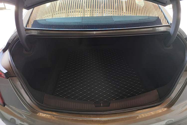 Used Cadillac CT5 2022 28T Luxury Version (Standard Edition) Trunk