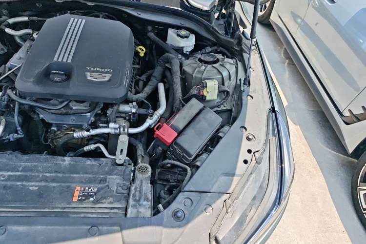 Used Cadillac CT5 2022 28T Luxury Version (Standard Edition) Engine Bay Left