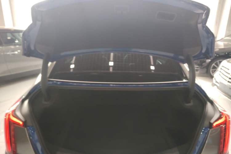 Used Cadillac CT5 2022 28T Prestige Edition Trunk
