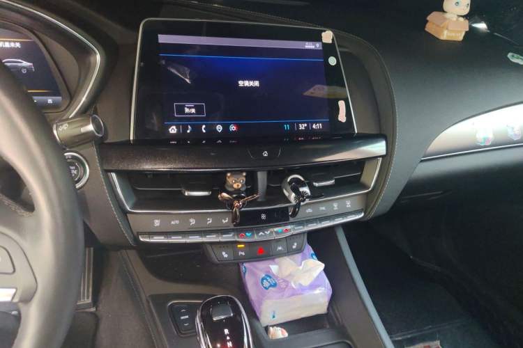 Used Cadillac CT5 2022 28T Platinum Edition Audio And AC Panel