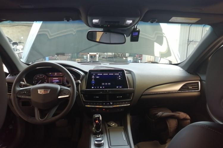 Used Cadillac CT5 2022 28T Luxury Version (Standard Edition) Center Console