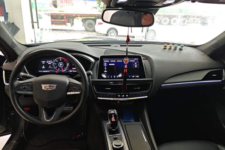 Used Cadillac CT5 2022 28T Prestige Edition Center Console