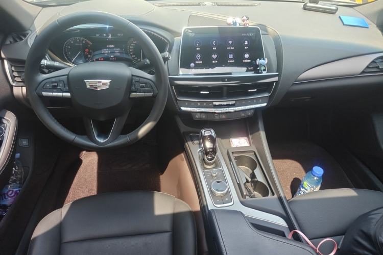 Used Cadillac CT5 2022 28T Luxury Version (Standard Edition) Center Console