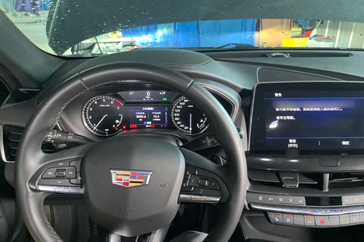 Used Cadillac CT5 2022 28T Luxury Version (Standard Edition) Center Console