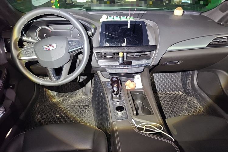 Used Cadillac CT5 2022 28T Luxury Edition Center Console