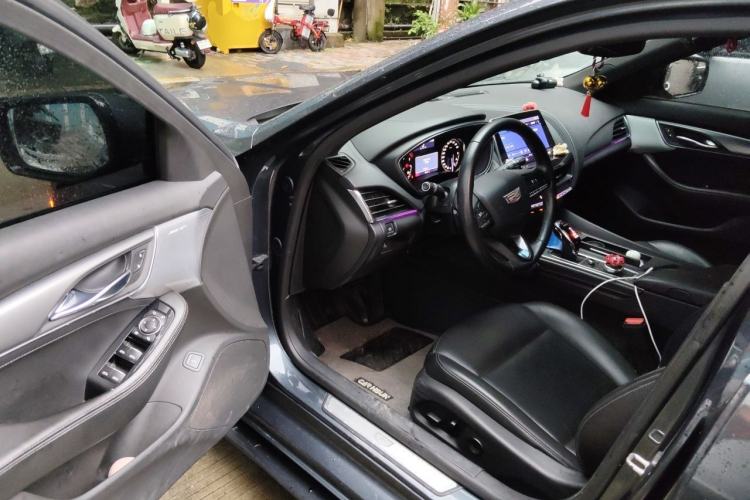 Used Cadillac CT5 2022 28T Luxury Edition Driver Seat