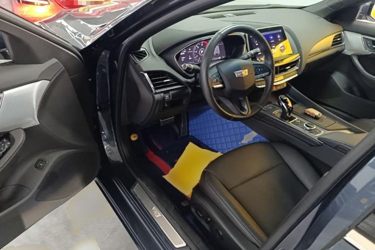 Used Cadillac CT5 2022 28T Prestige Edition Driver Seat