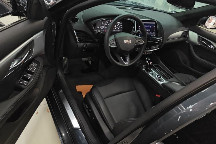 Used Cadillac CT5 2022 28T Prestige Edition Driver Seat