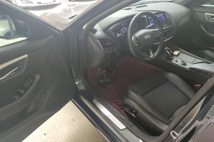 Used Cadillac CT5 2022 28T Fashion Edition Driver Seat