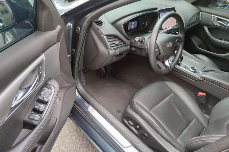 Used Cadillac CT5 2022 28T Luxury Version (Standard Edition) Driver Seat