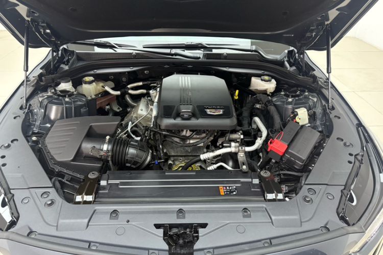 Used Cadillac CT5 2022 28T Luxury Edition Engine Bay